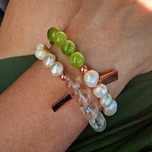 Load image into Gallery viewer, HEART CHAKRA (Peridot)
