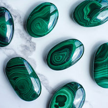 Load image into Gallery viewer, MALACHITE PALM STONES

